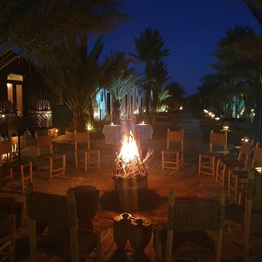 Auberge Sahara Garden Lac Yasmins ภายนอก รูปภาพ
