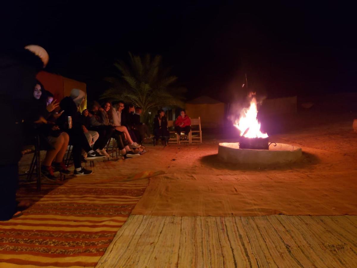 Auberge Sahara Garden Lac Yasmins ภายนอก รูปภาพ