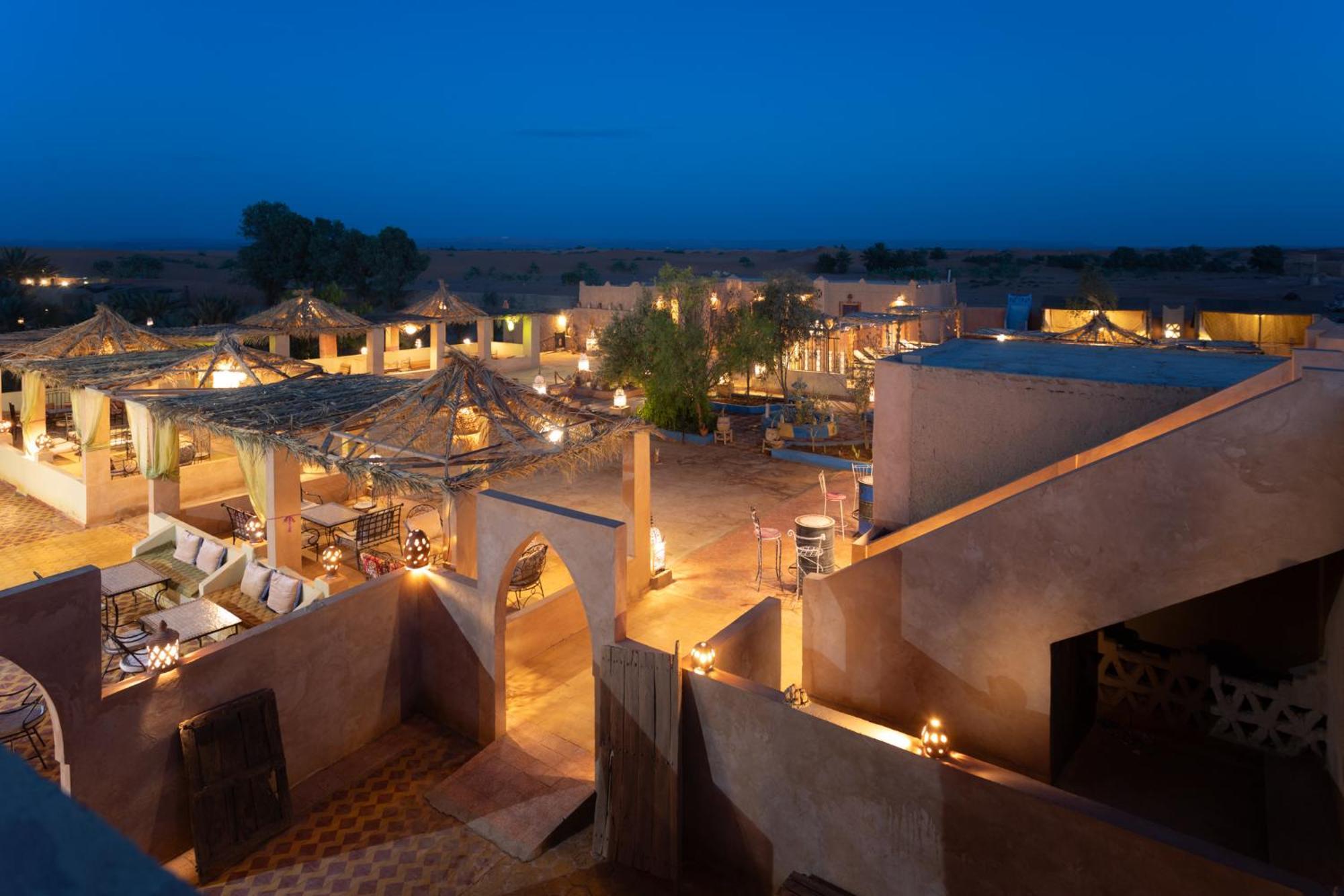 Auberge Sahara Garden Lac Yasmins ภายนอก รูปภาพ