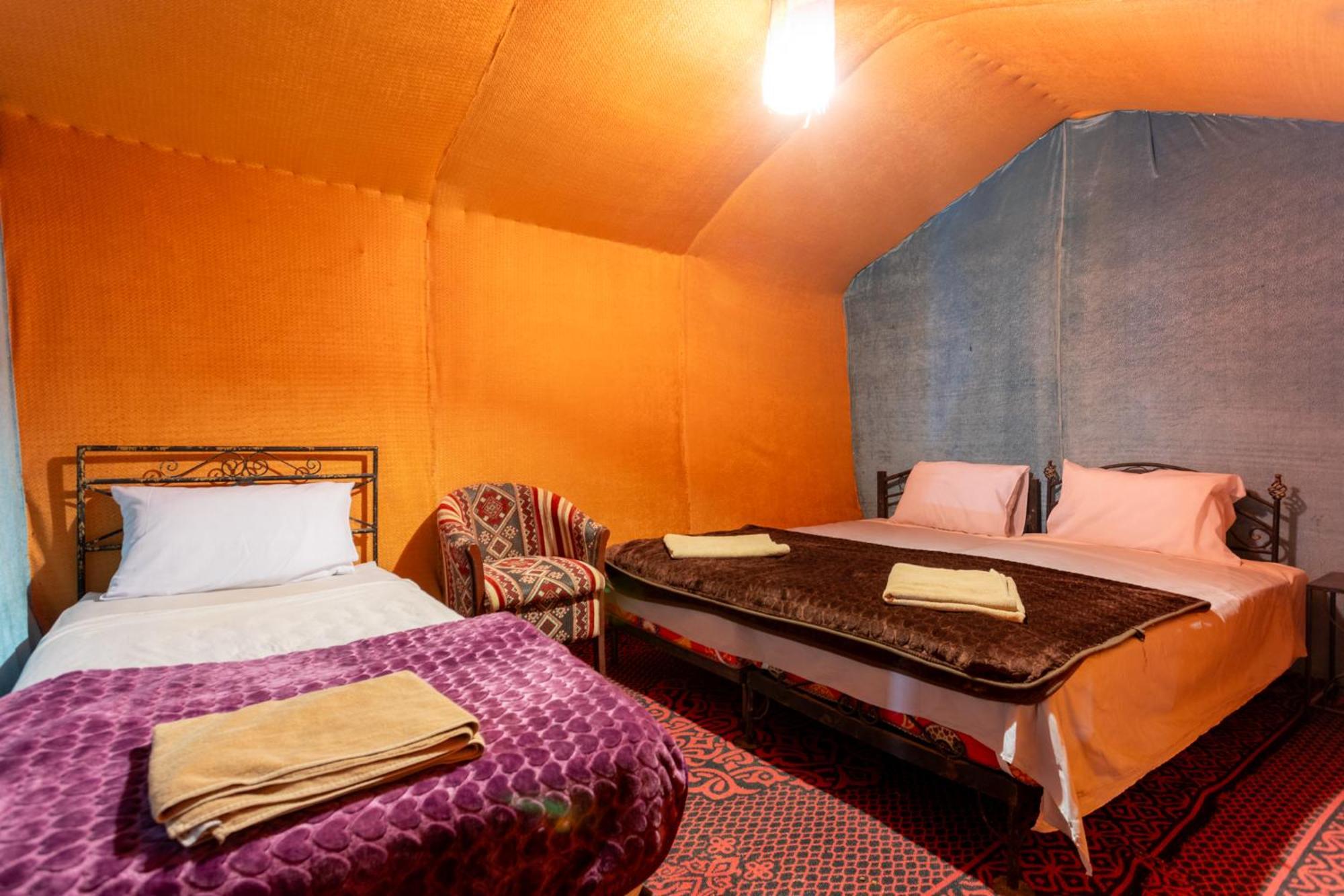 Auberge Sahara Garden Lac Yasmins ภายนอก รูปภาพ