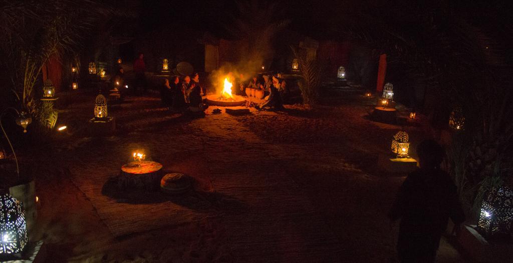 Auberge Sahara Garden Lac Yasmins ภายนอก รูปภาพ